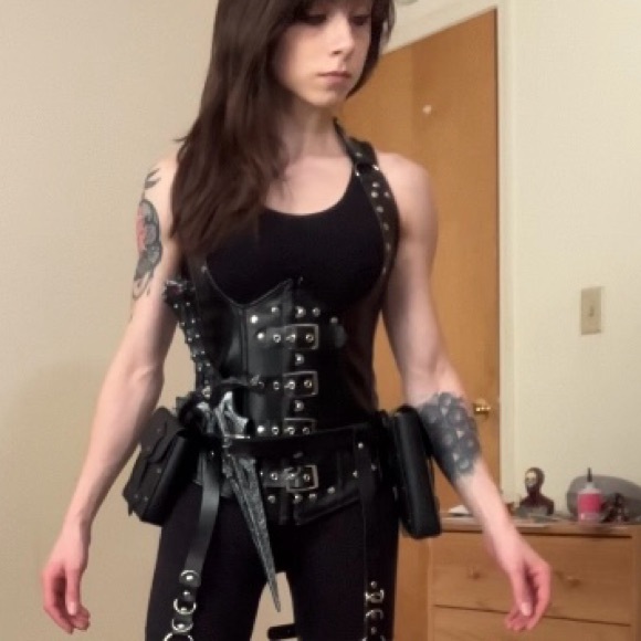 Black Studded Corset Halter Top w. buckles, underbust, fully adjustable, lace up - Picture 11 of 12